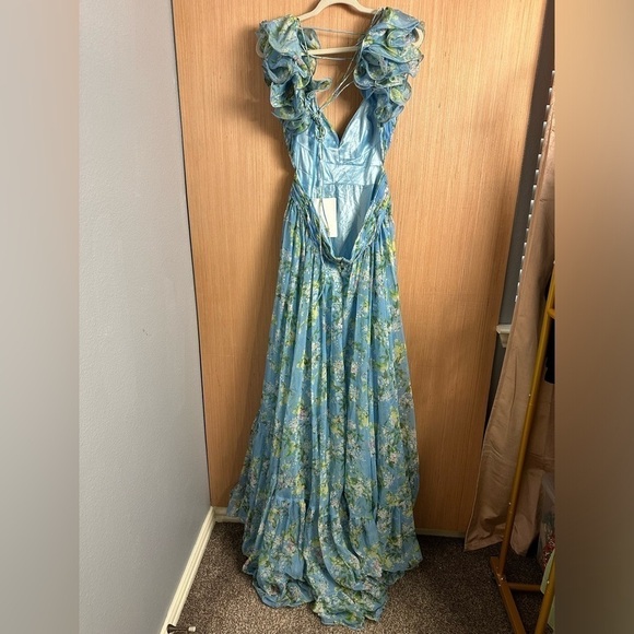 Mac Duggal Ruffle Tiered Floral Cut-Out Chiffon Gown, Size 12 (v) - Picture 6 of 16